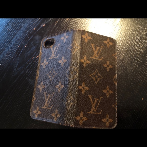 Louis Vuitton iPhone 7 folio - Picture 1 of 5